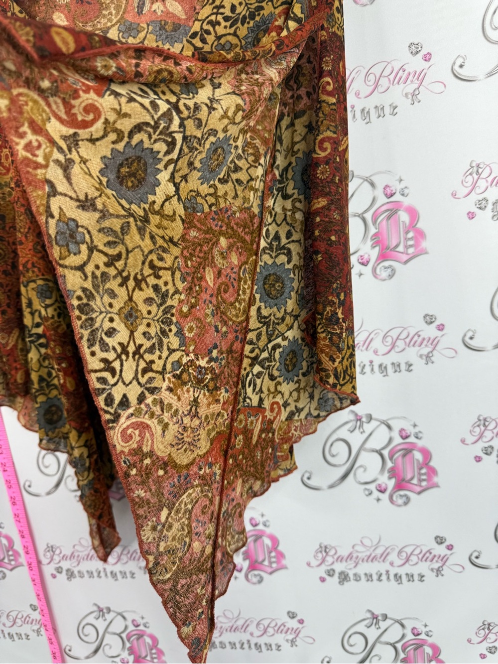 le chateau shirt fairy sleeve Rust and Mustard Paisley V-Neck Bell Sleeve Blouse - Picture 5 of 8